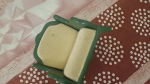 Photo de ameublement fauteuil blanc et verts