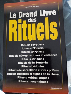 Photo de Le grand livre des rituels